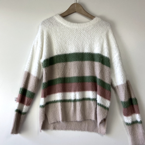 All In Favor striped multicolor knit cozy sweater - Picture 3 of 6